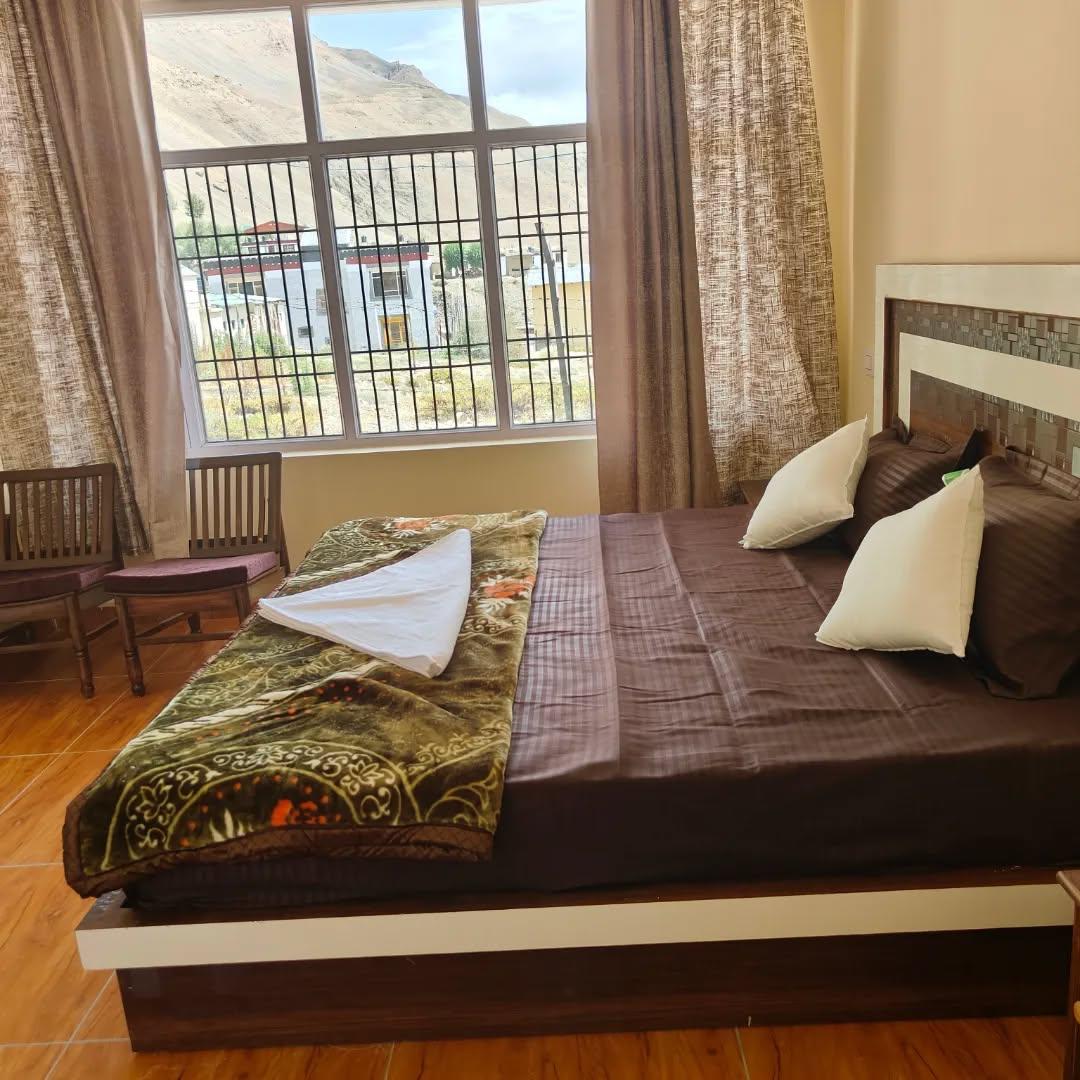 Premium Suite - Woser Regency